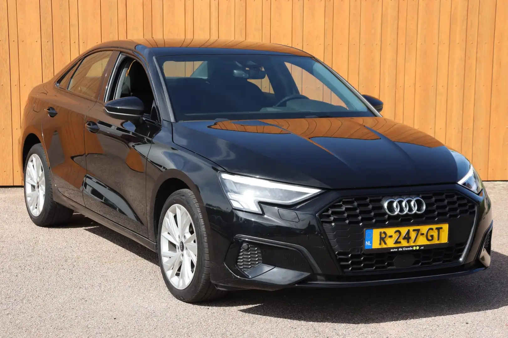 Audi A3 Limousine 30 TFSI Advanced edition org.NL sportsto Negro - 2