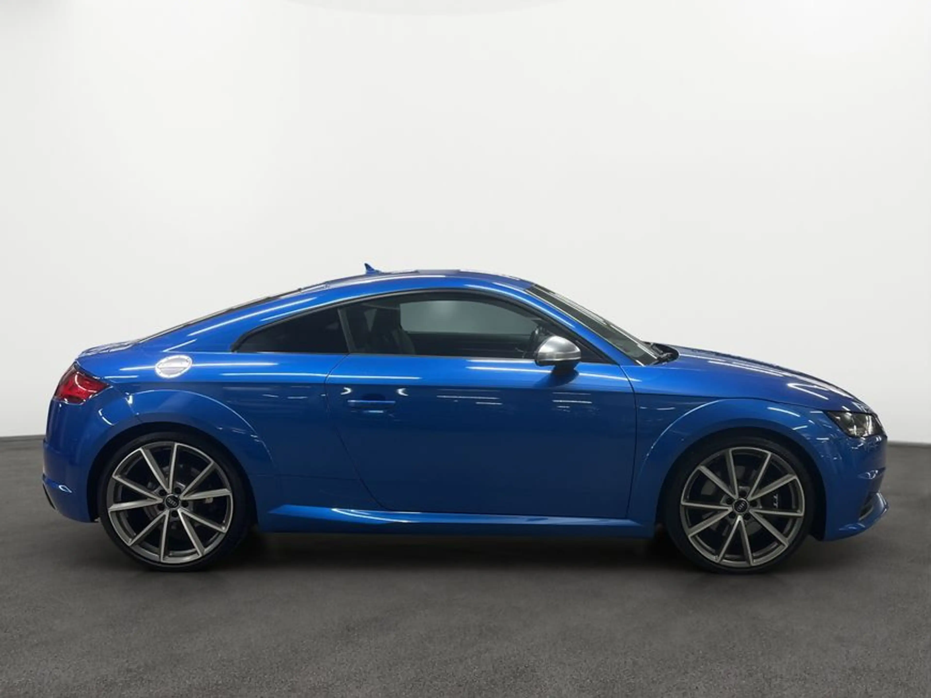 Audi TTS Coupe S tronic — photo 7