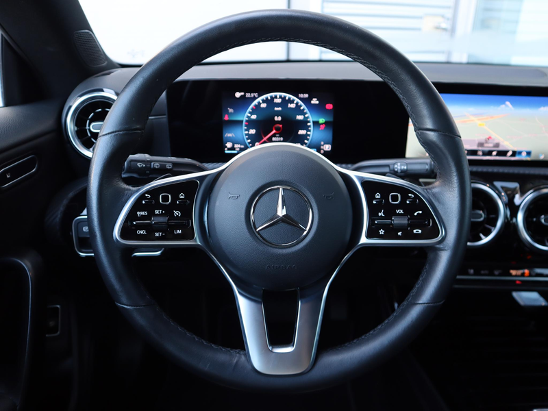 Mercedes-Benz CLA 180 Shooting Brake Business Line — photo 14