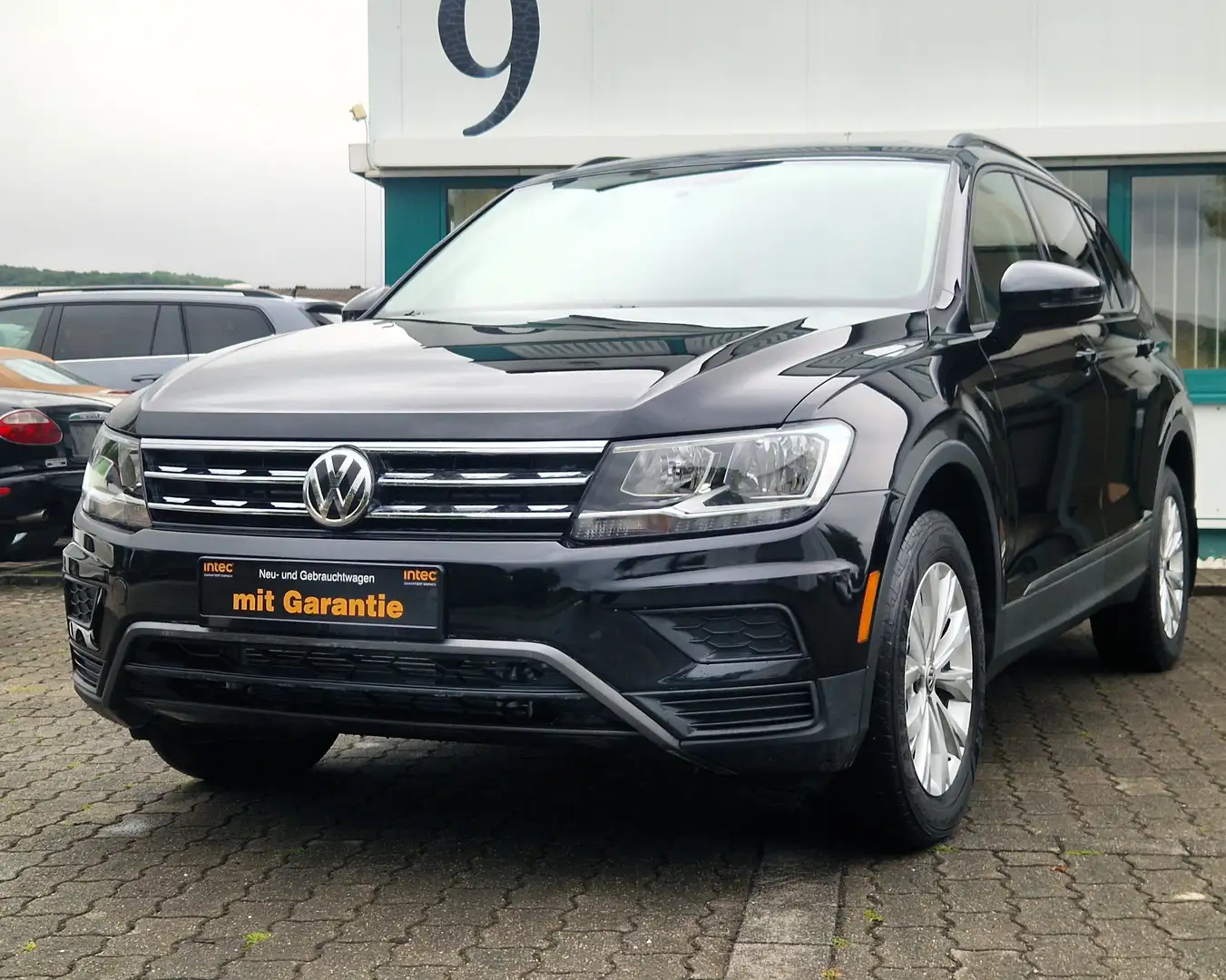 Volkswagen Tiguan Allspace Tiguan Allspace 2.0l Autom. 4x4 Navi-App 7 Sitze Schwarz - 1