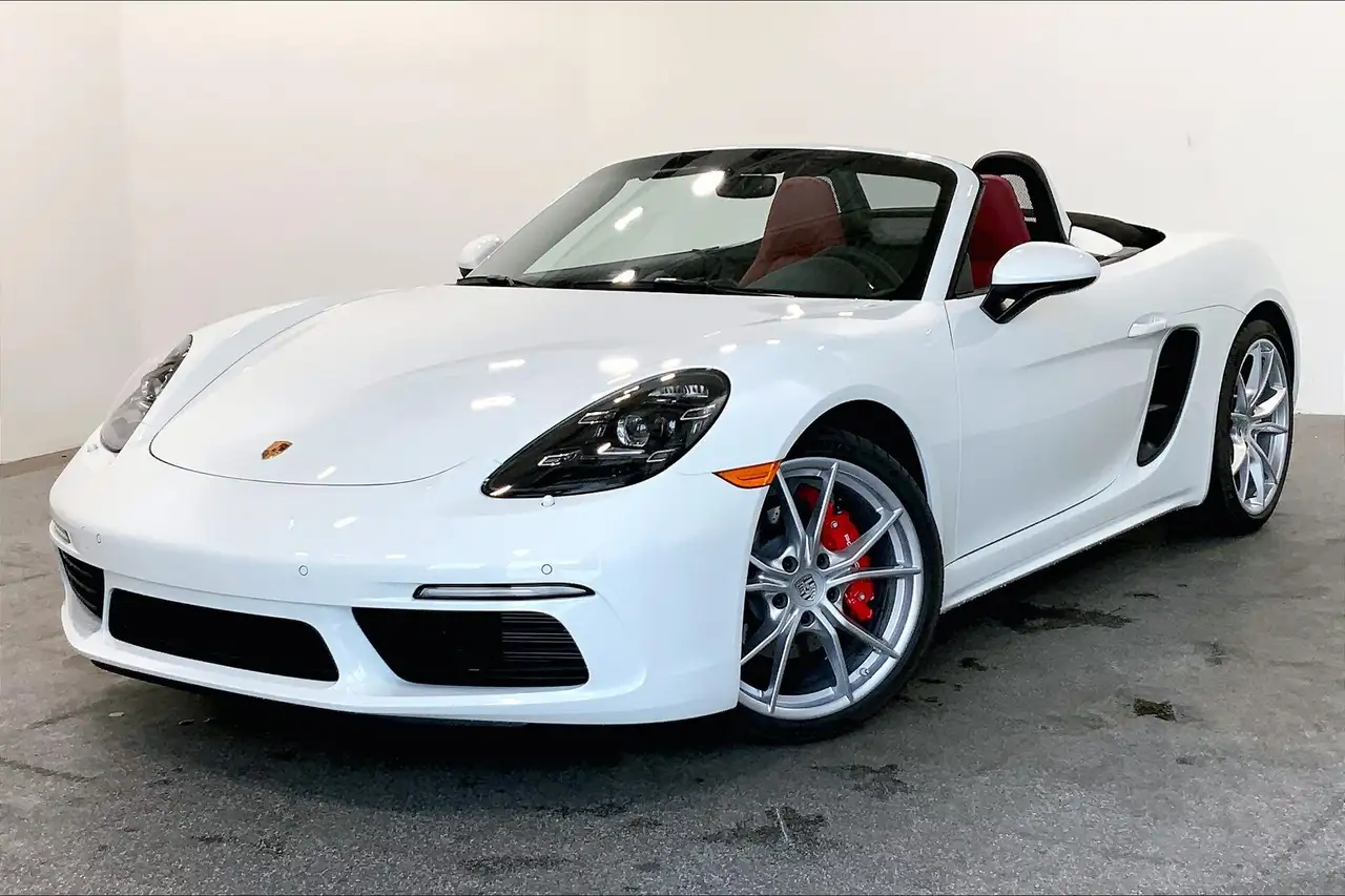 2025 Porsche 718 Boxster