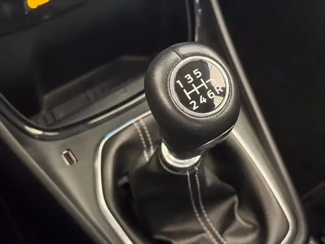 Ford Puma view 24
