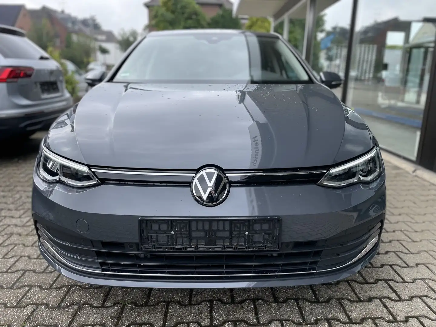 Volkswagen Golf VIII Move eTSI,IQ-Drive,GJR,KAM Grau - 2