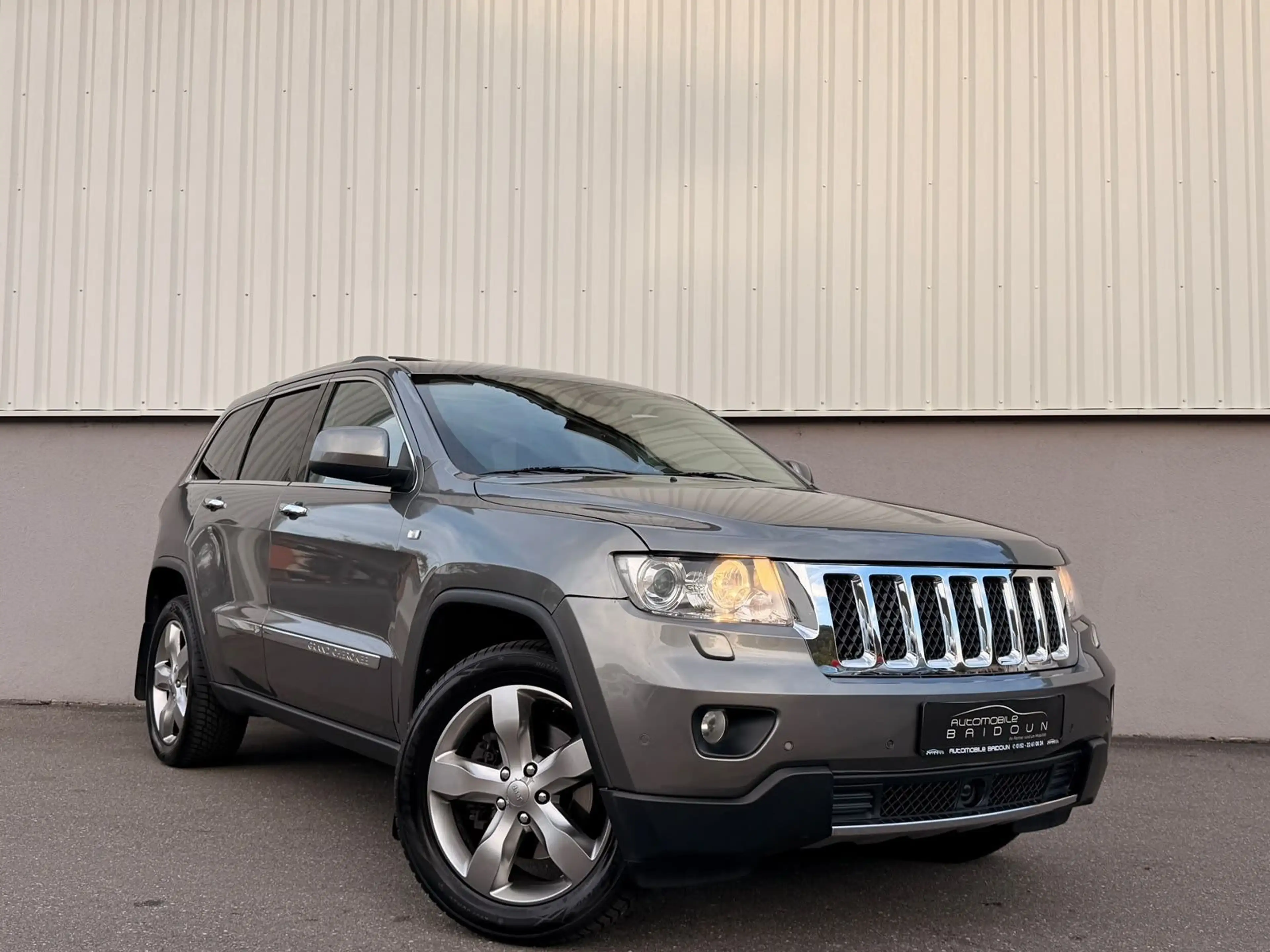 Jeep Grand Cherokee 3.0 CRD Overland NAVI PANO KAMERA — photo 2