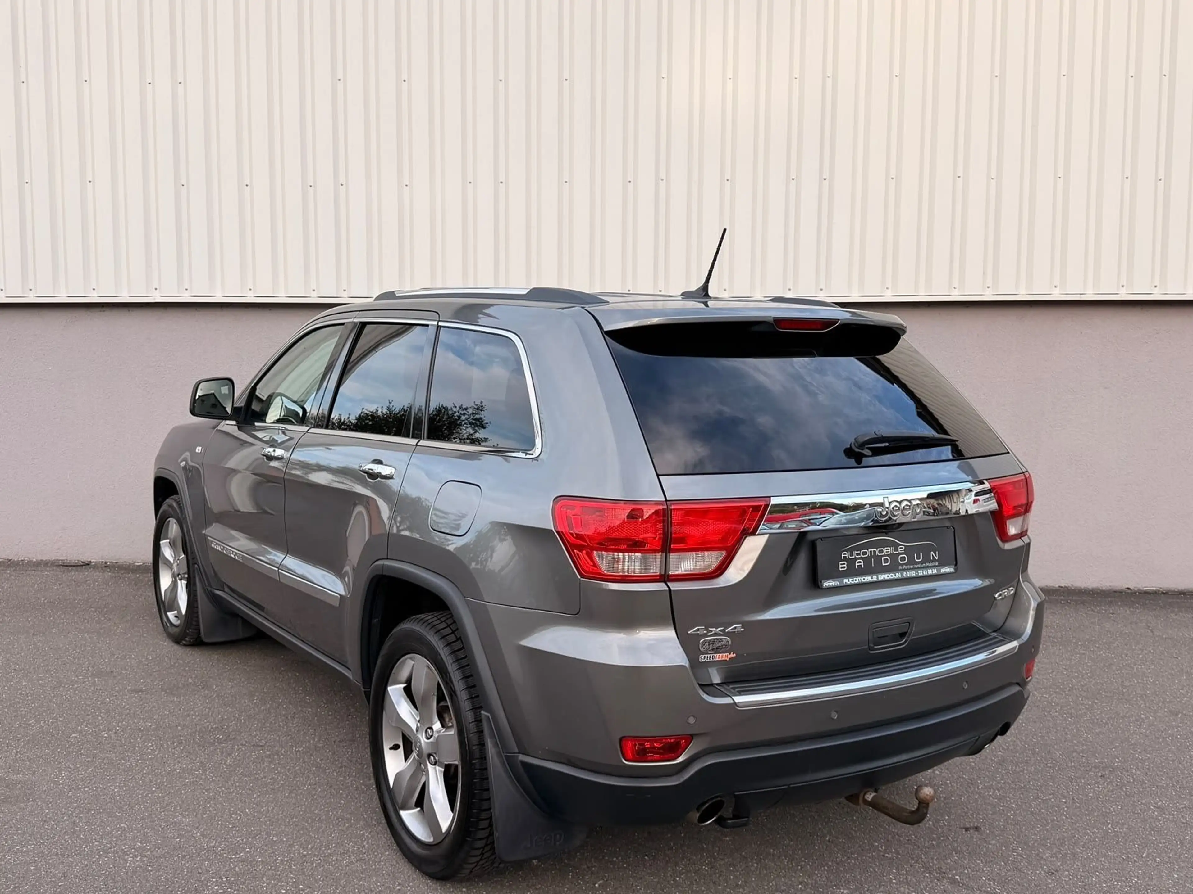 Jeep Grand Cherokee 3.0 CRD Overland NAVI PANO KAMERA — photo 7