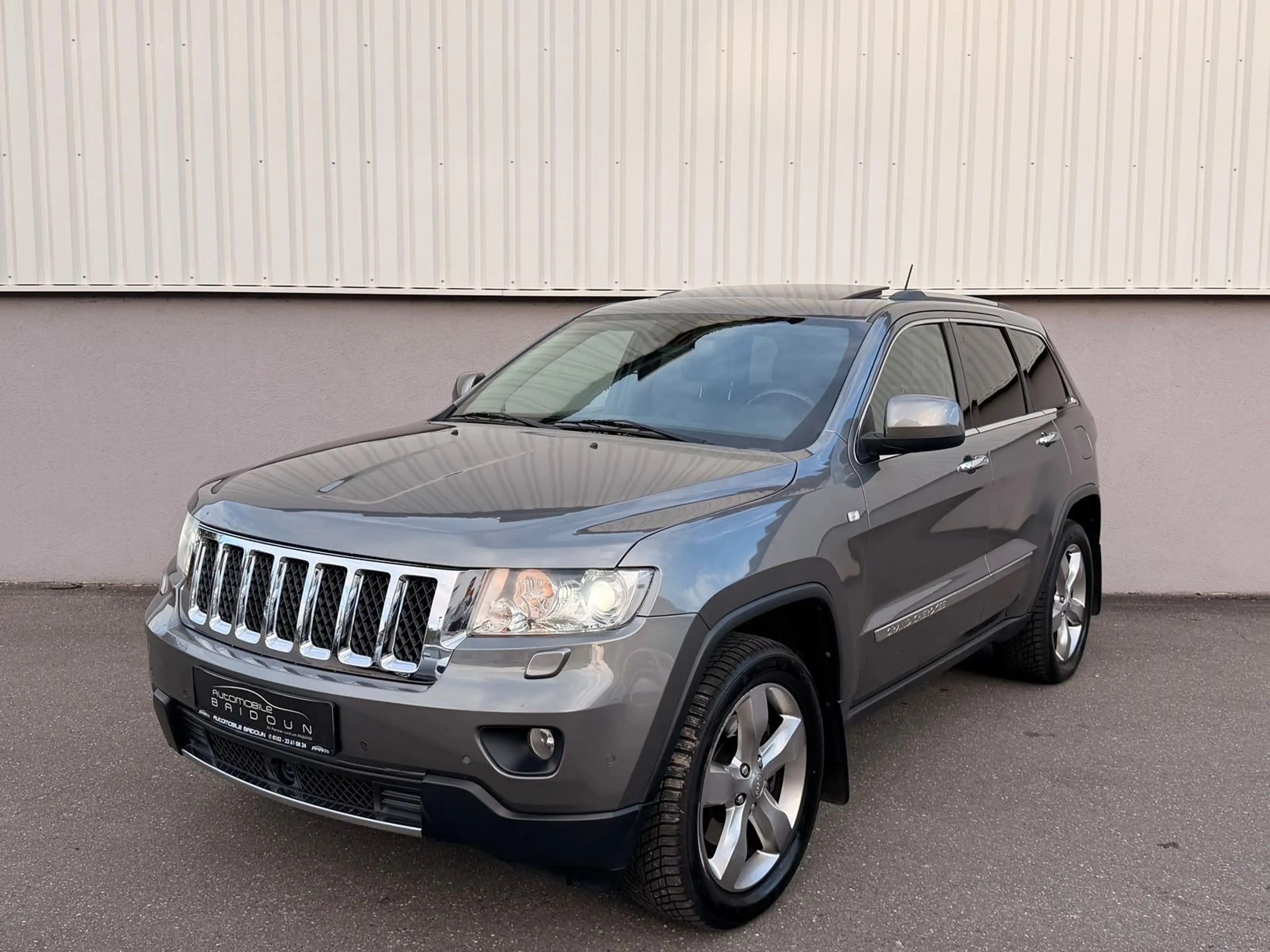 Jeep Grand Cherokee 3.0 CRD Overland NAVI PANO KAMERA — photo 3