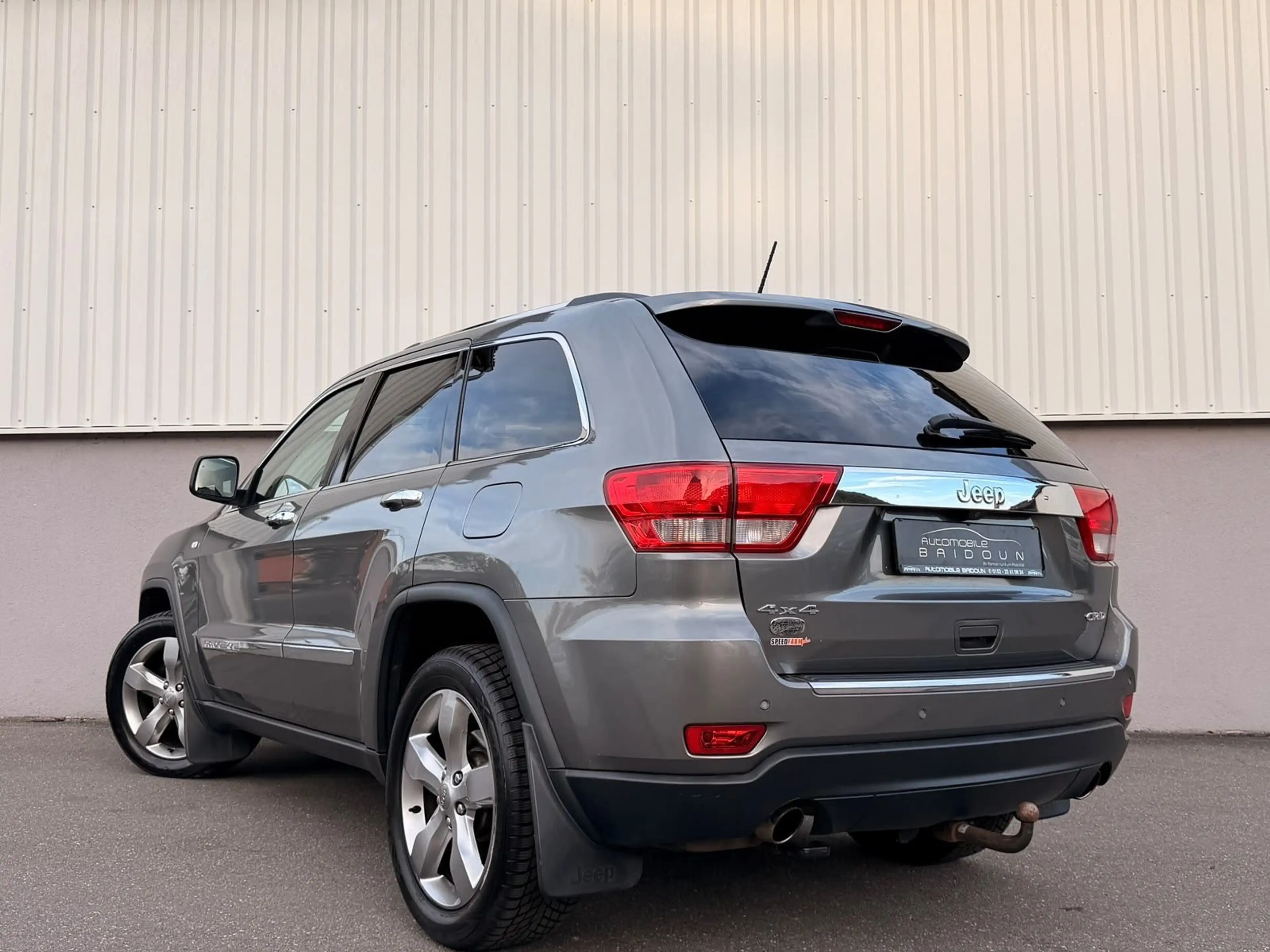 Jeep Grand Cherokee 3.0 CRD Overland NAVI PANO KAMERA — photo 5