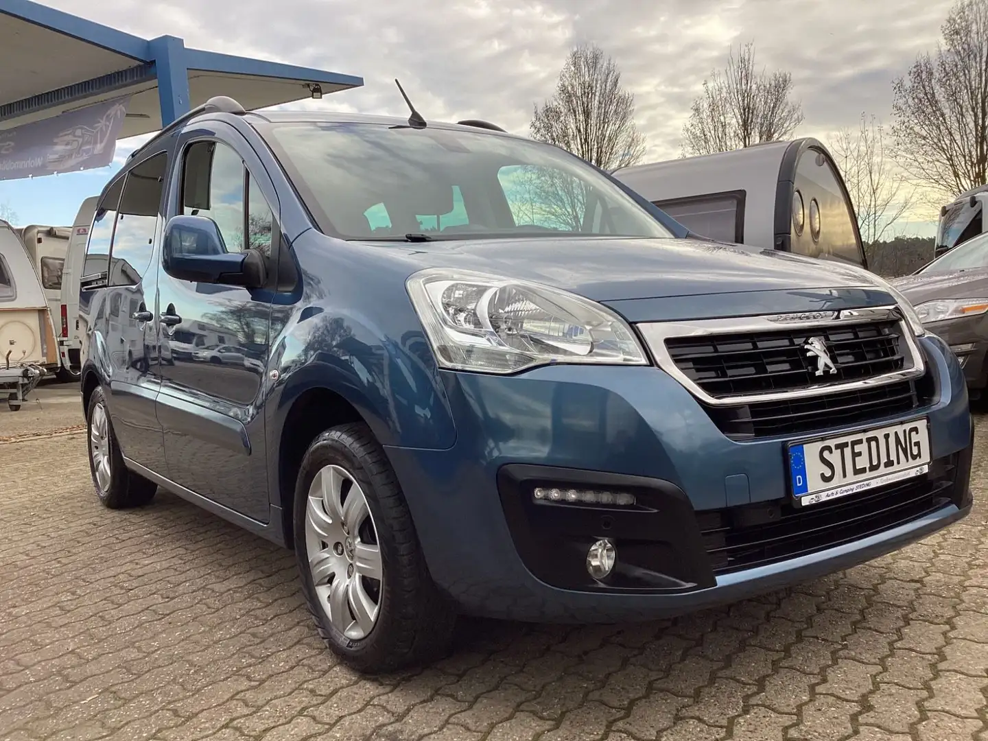 Peugeot Partner Tepee Allure-AHK-2xSchiebetür-Navi Kamer Blau - 2