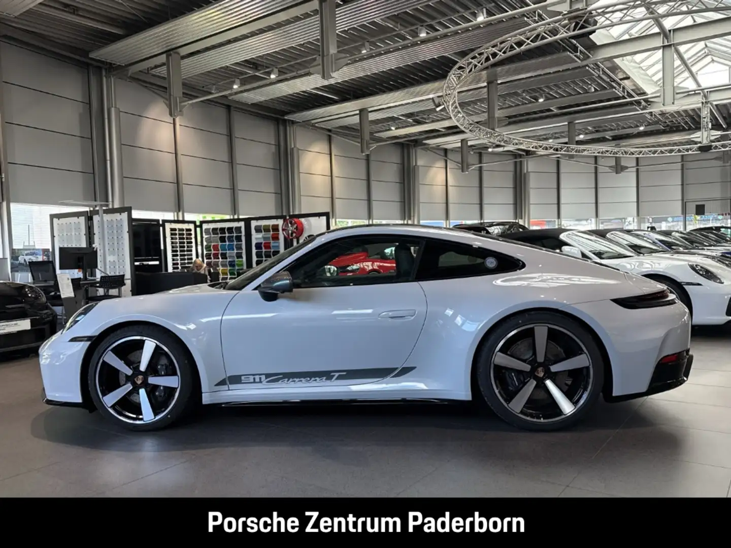 Porsche 992 911 Carrera T Sportabgasanlage LED-Matrix Grau - 2