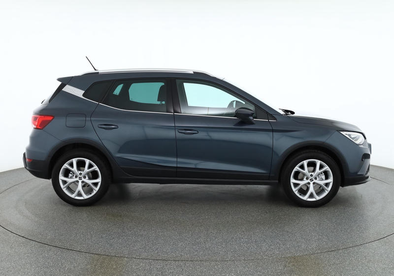 SEAT Arona 1.0 TSI LED Navi SHZ Kam ACC VC — photo 7