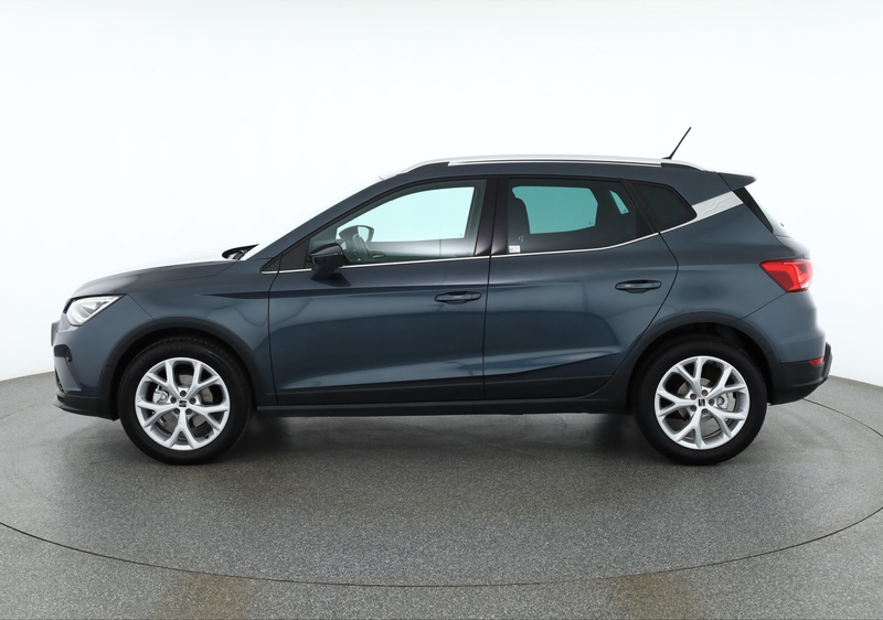 SEAT Arona 1.0 TSI LED Navi SHZ Kam ACC VC — photo 3