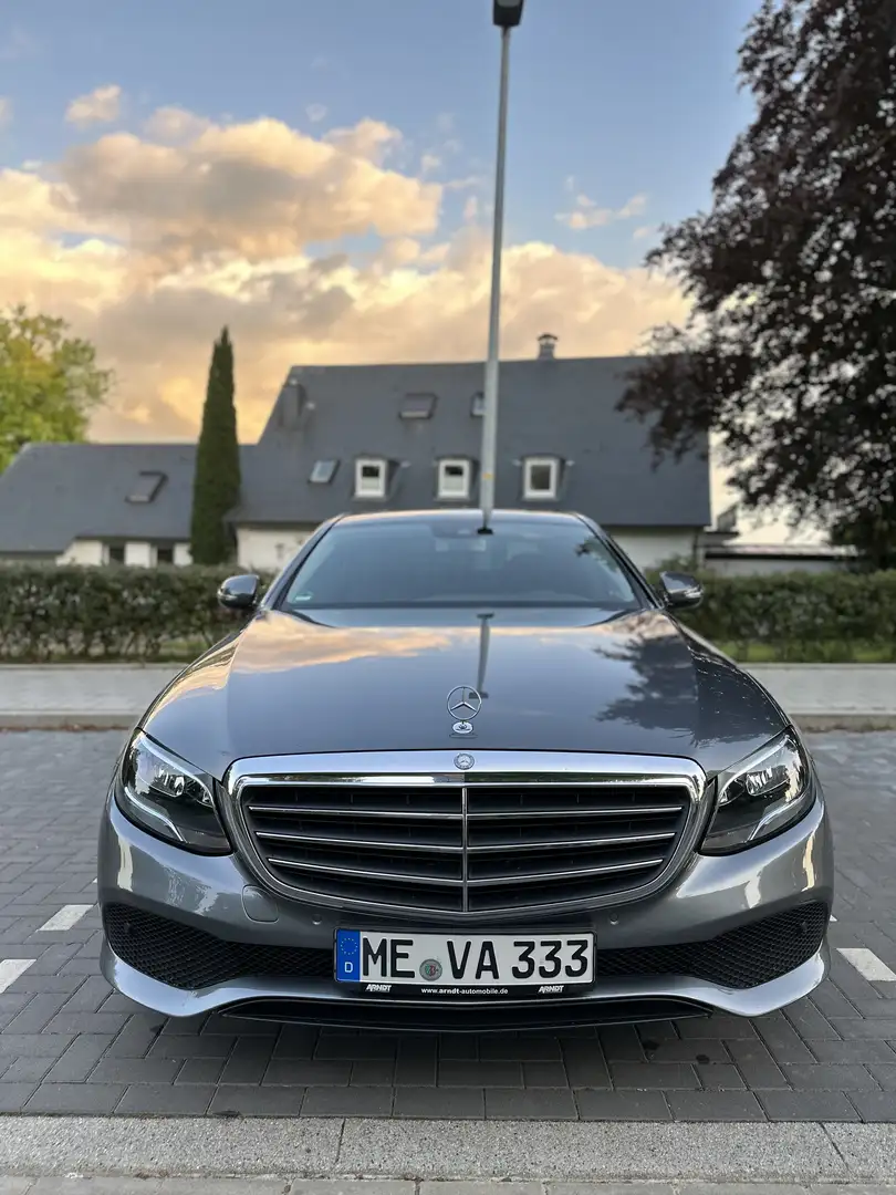 Mercedes-Benz E 220 TÜV NEU * Volleder * TOP ZUSTAND - 2