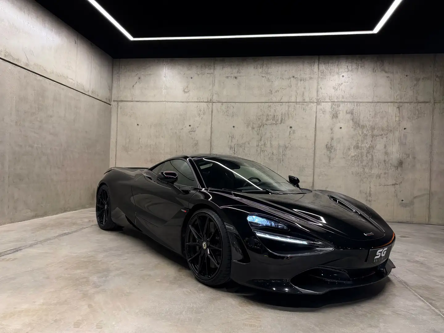 McLaren 720S Negro - 1