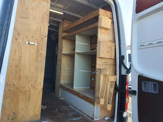 Volkswagen Crafter view 12