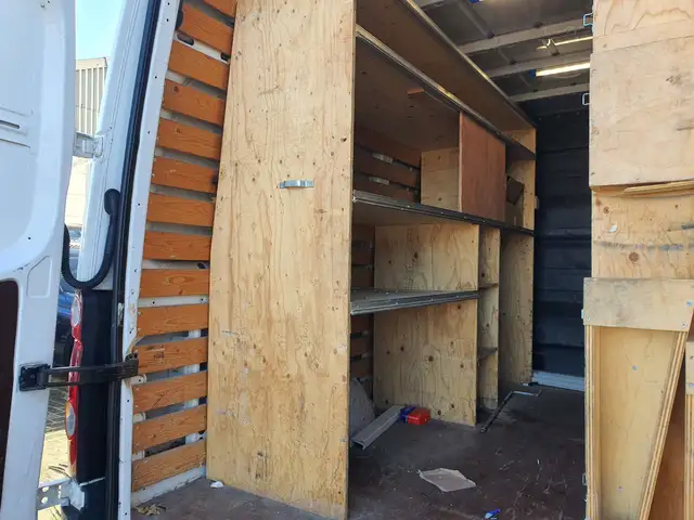 Volkswagen Crafter view 13