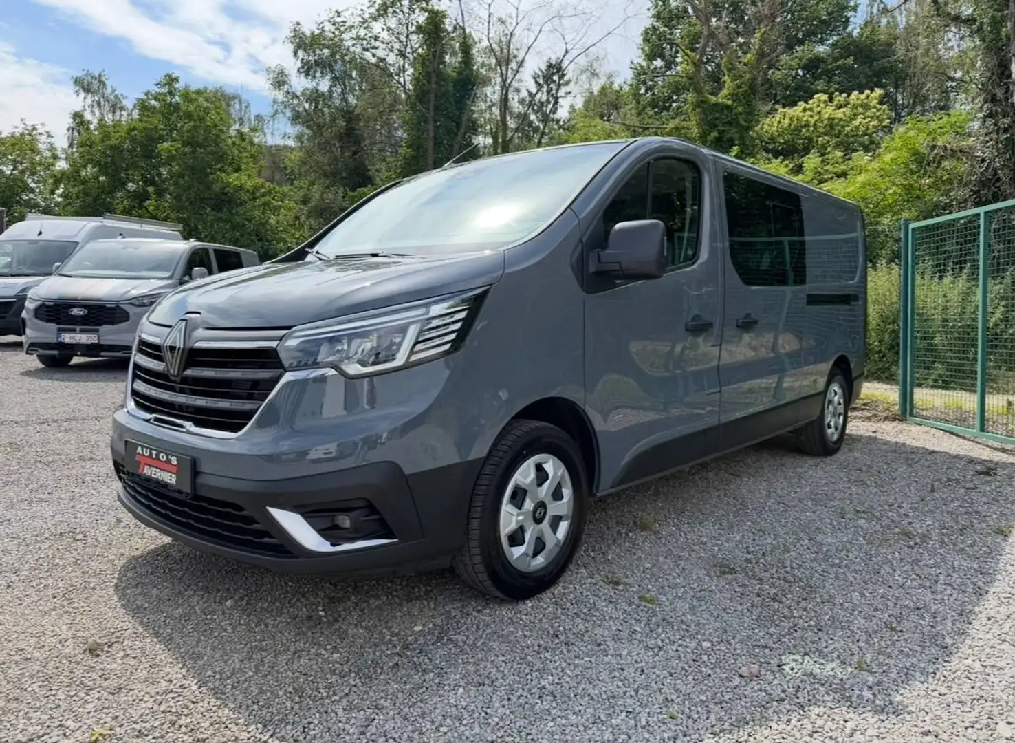 RENAULT Trafic