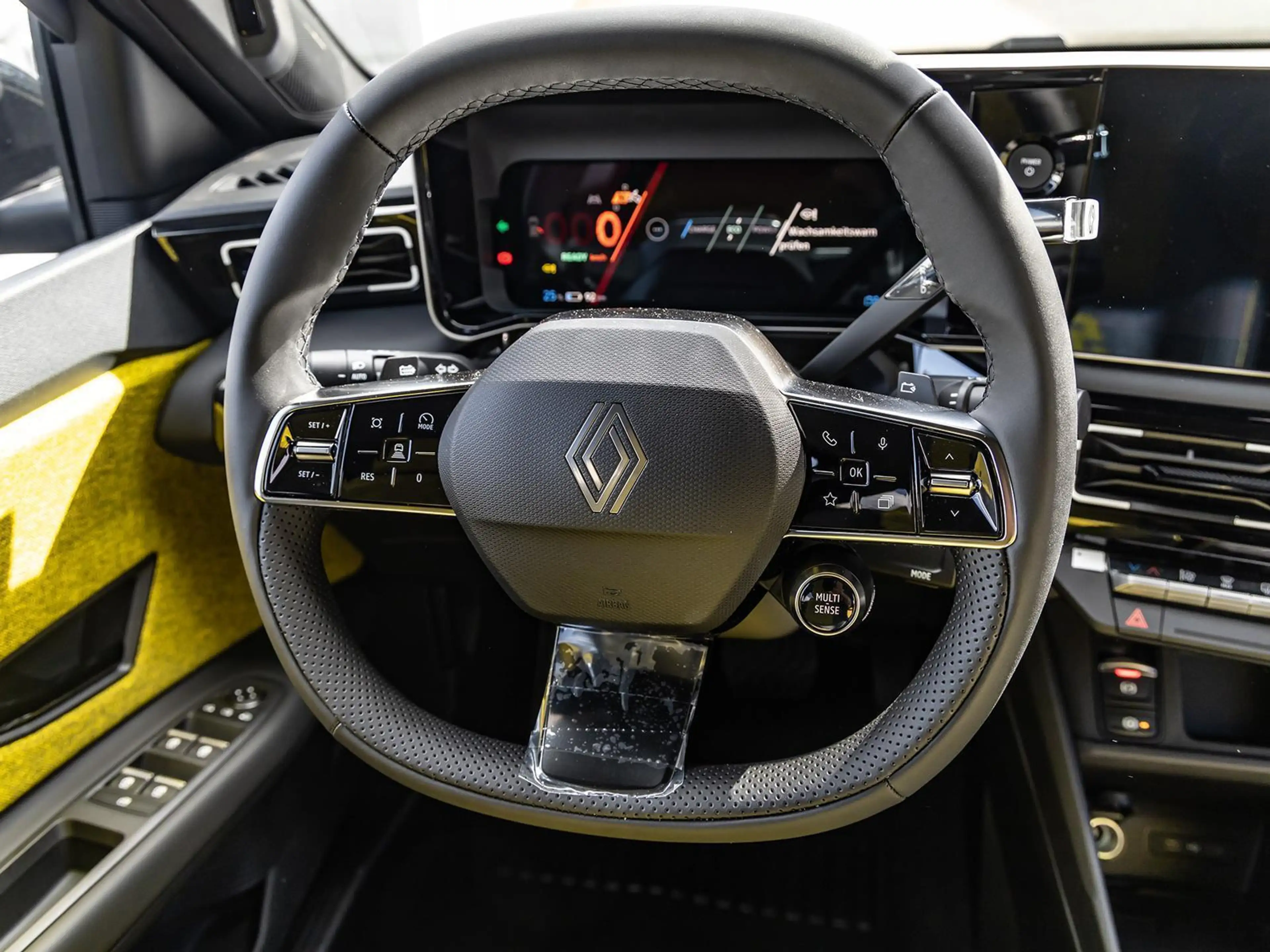 Renault R 5 Iconic 150 NAVI SHZ PDC LHZ KLIMA BT — photo 13