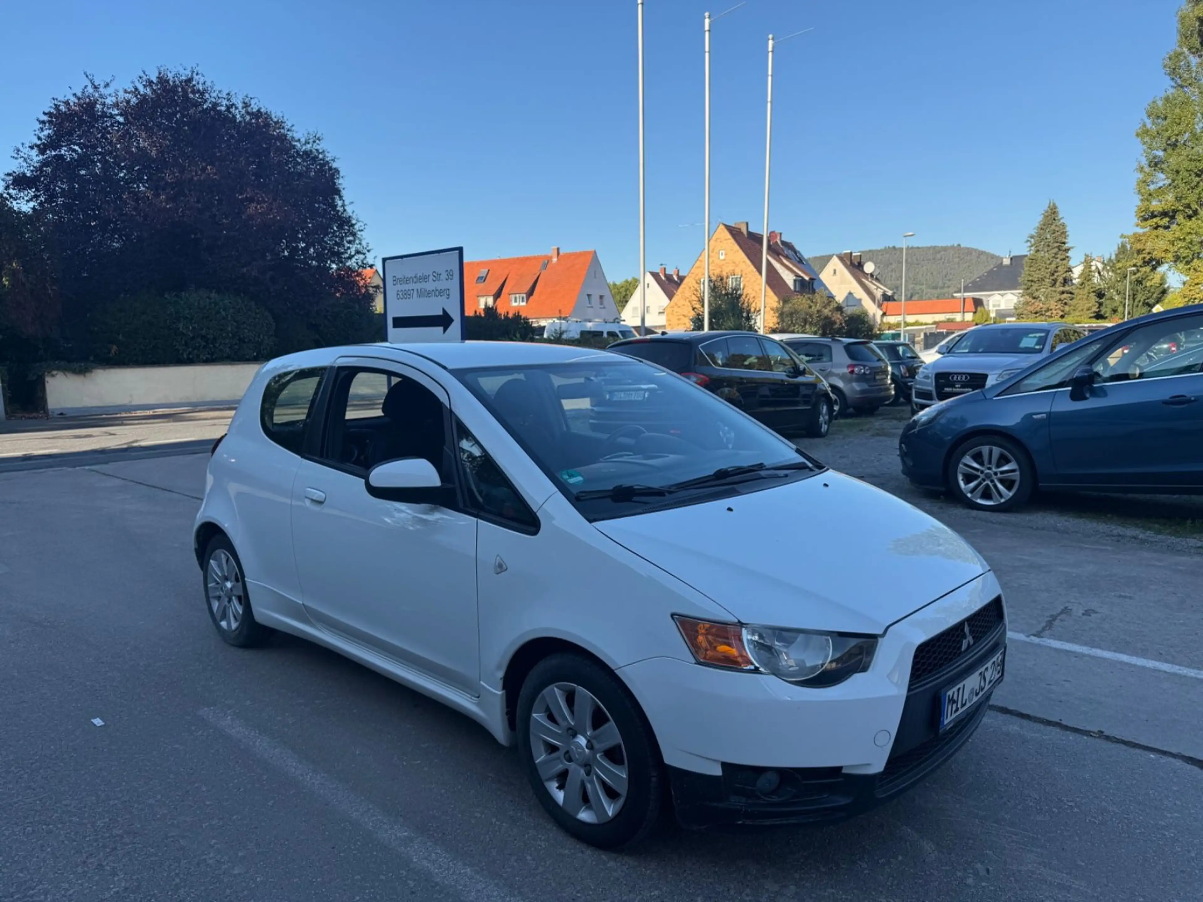 Mitsubishi Colt 1 ClearTec 35 Jahre/nur 48 tkm/Sitzheizung — photo 4