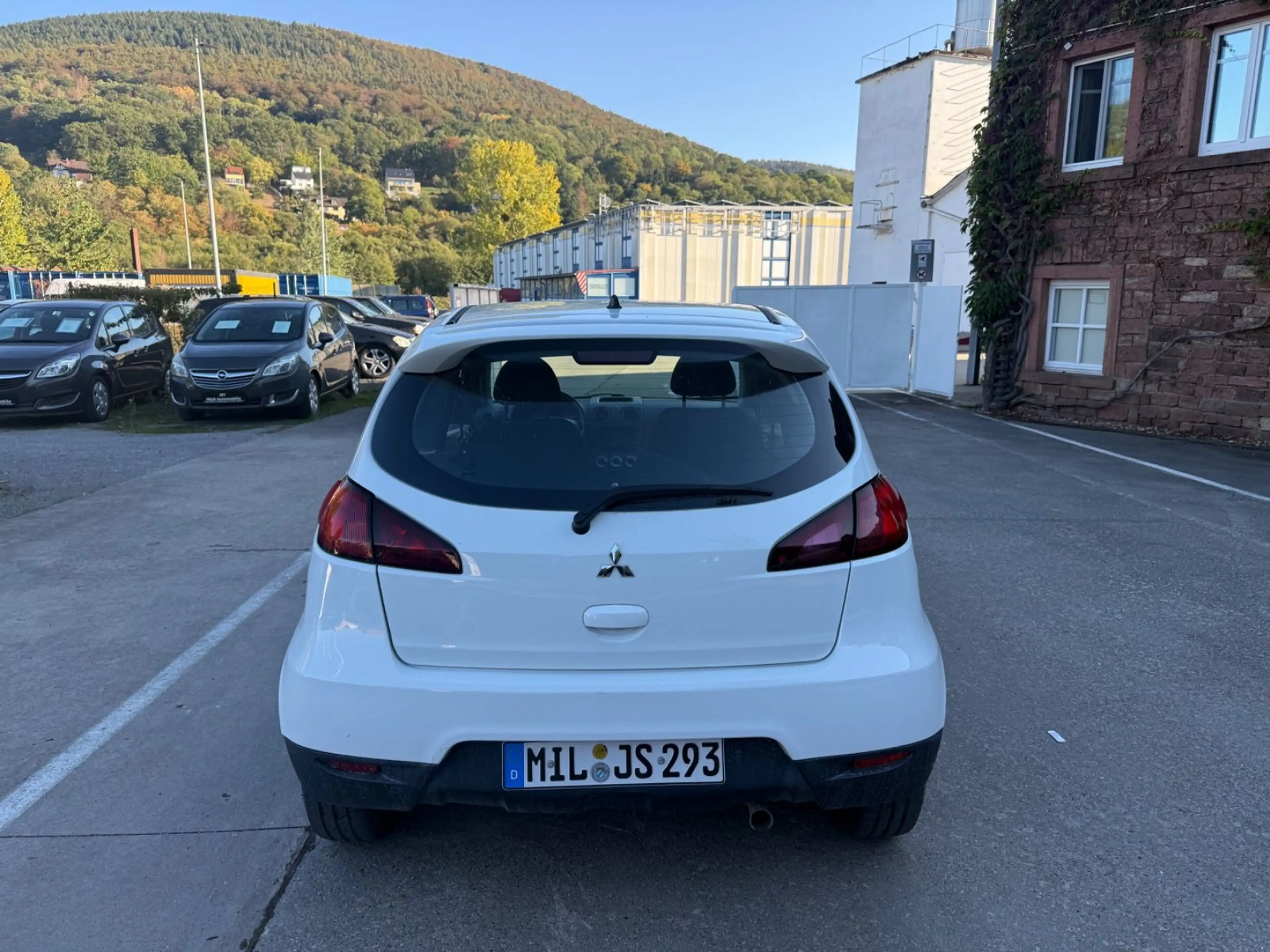 Mitsubishi Colt 1 ClearTec 35 Jahre/nur 48 tkm/Sitzheizung — photo 7