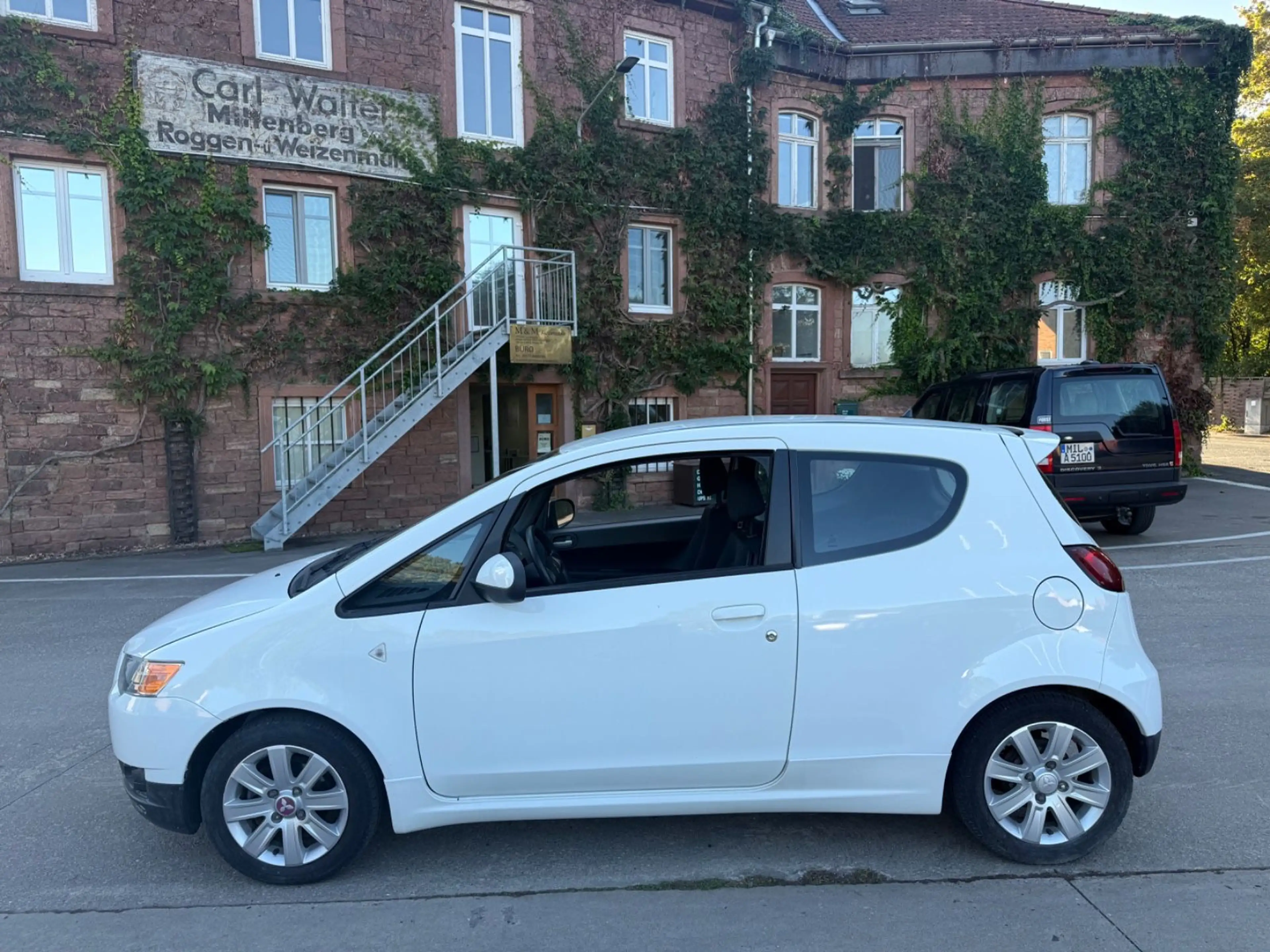 Mitsubishi Colt 1 ClearTec 35 Jahre/nur 48 tkm/Sitzheizung — photo 9