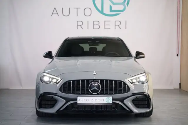 Mercedes-Benz C-Class view 11