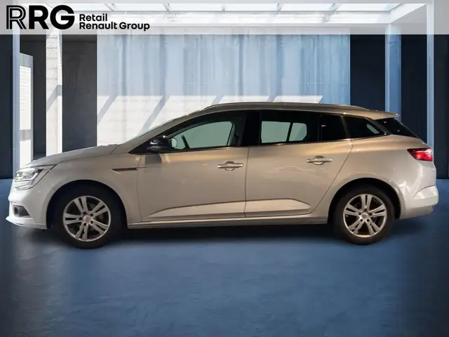 Renault Megane view 2