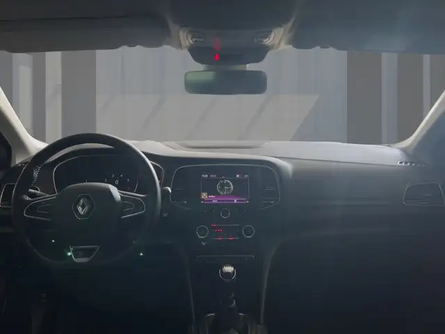 Renault Megane view 10