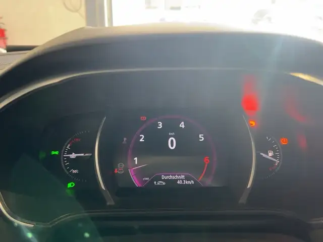 Renault Megane view 13