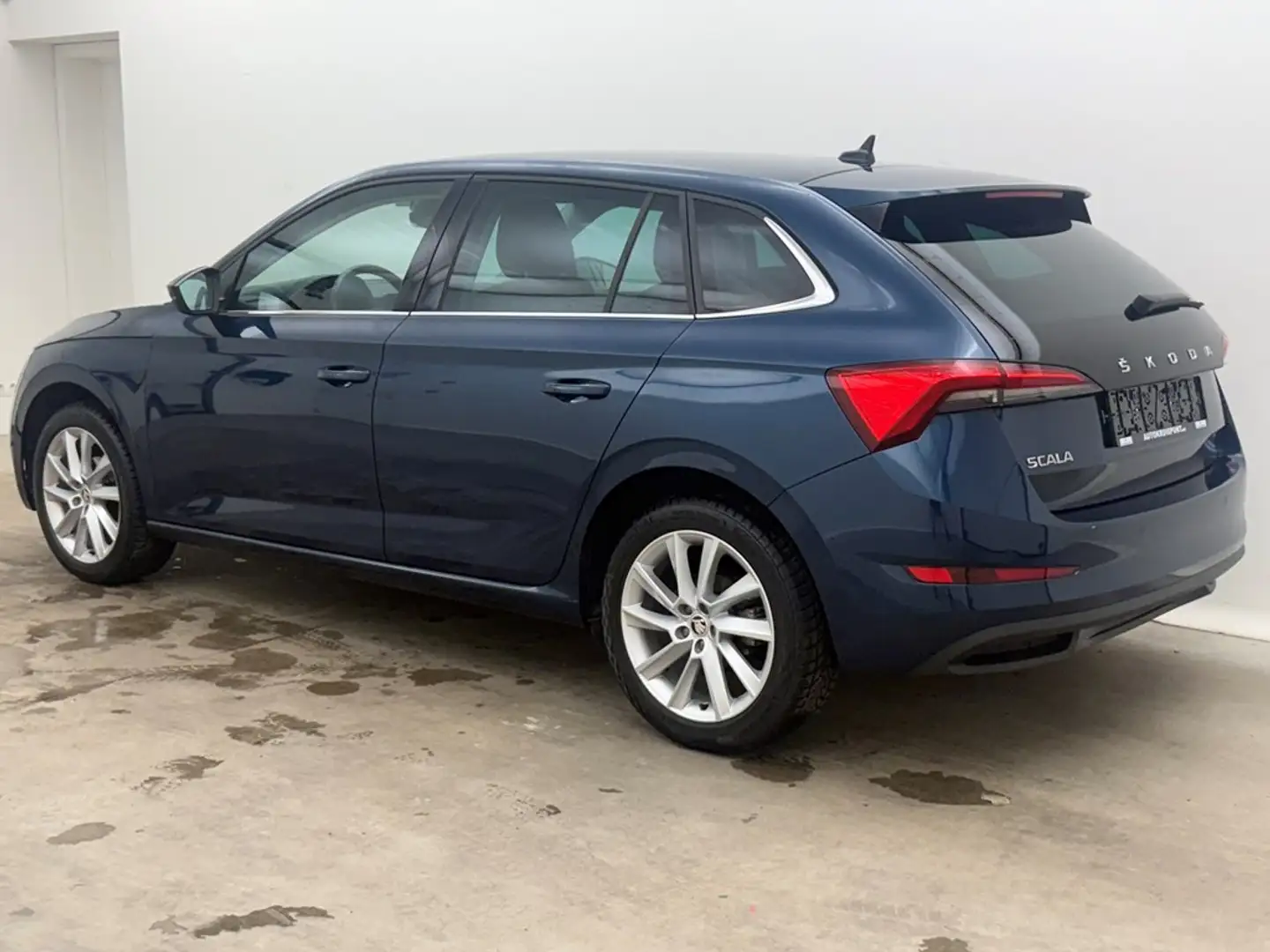 Skoda Scala 1.0TSI Ambition GPS Dig.Airco Verw.Zetels Alu Bleu - 2
