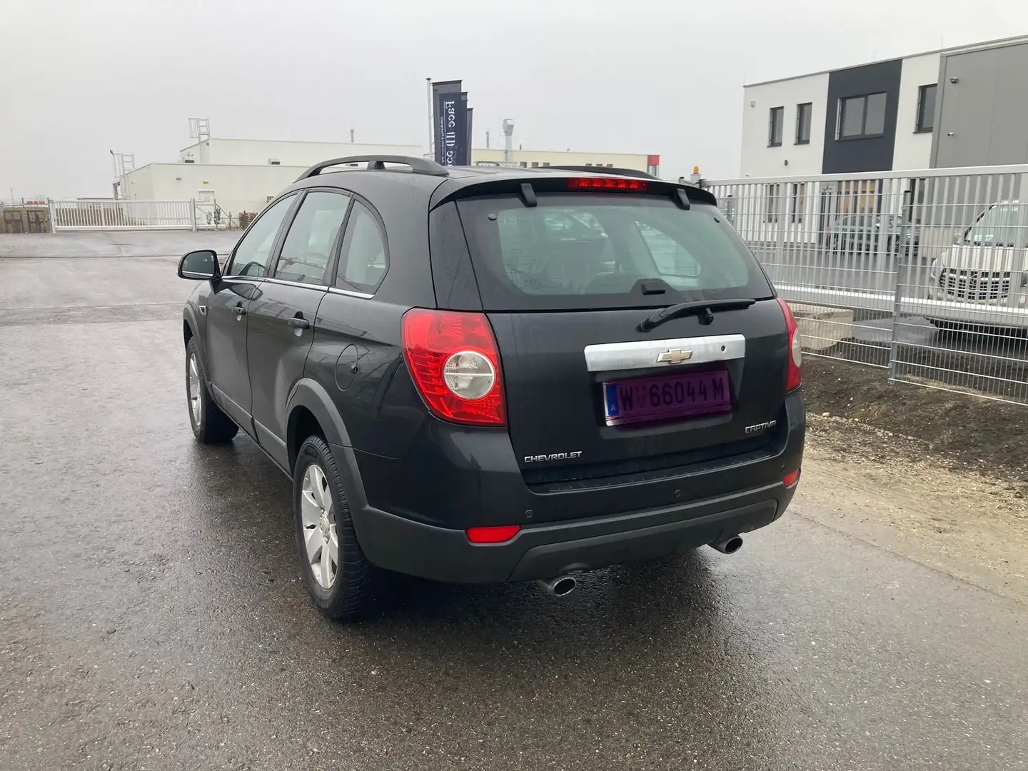 Chevrolet Captiva 2.2 Diesel  7Sitze Schwarz - 2