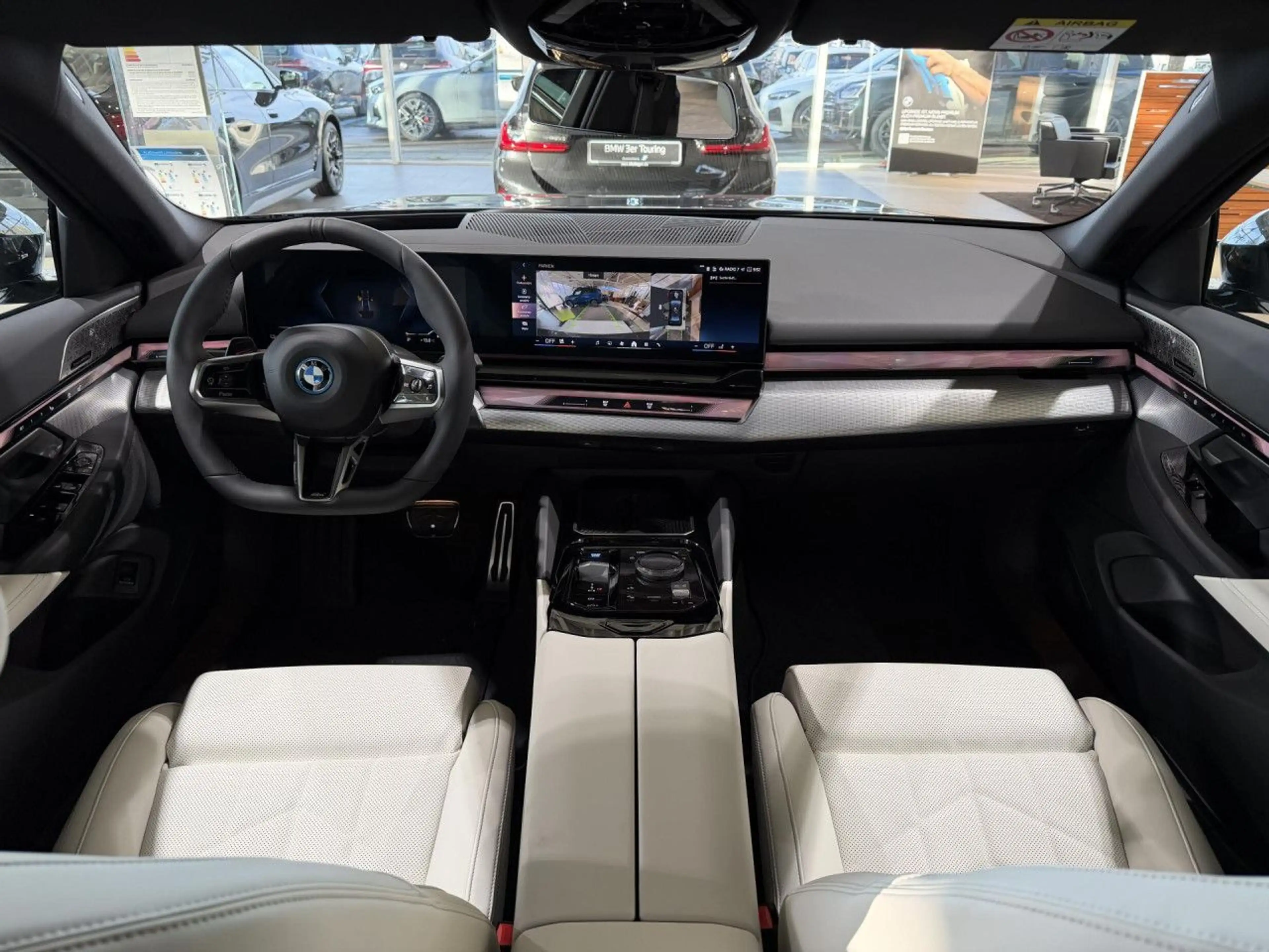 BMW i5 x40 M Sport Pro IntAktL.ACC HUD Lenkradh.AHK — photo 10