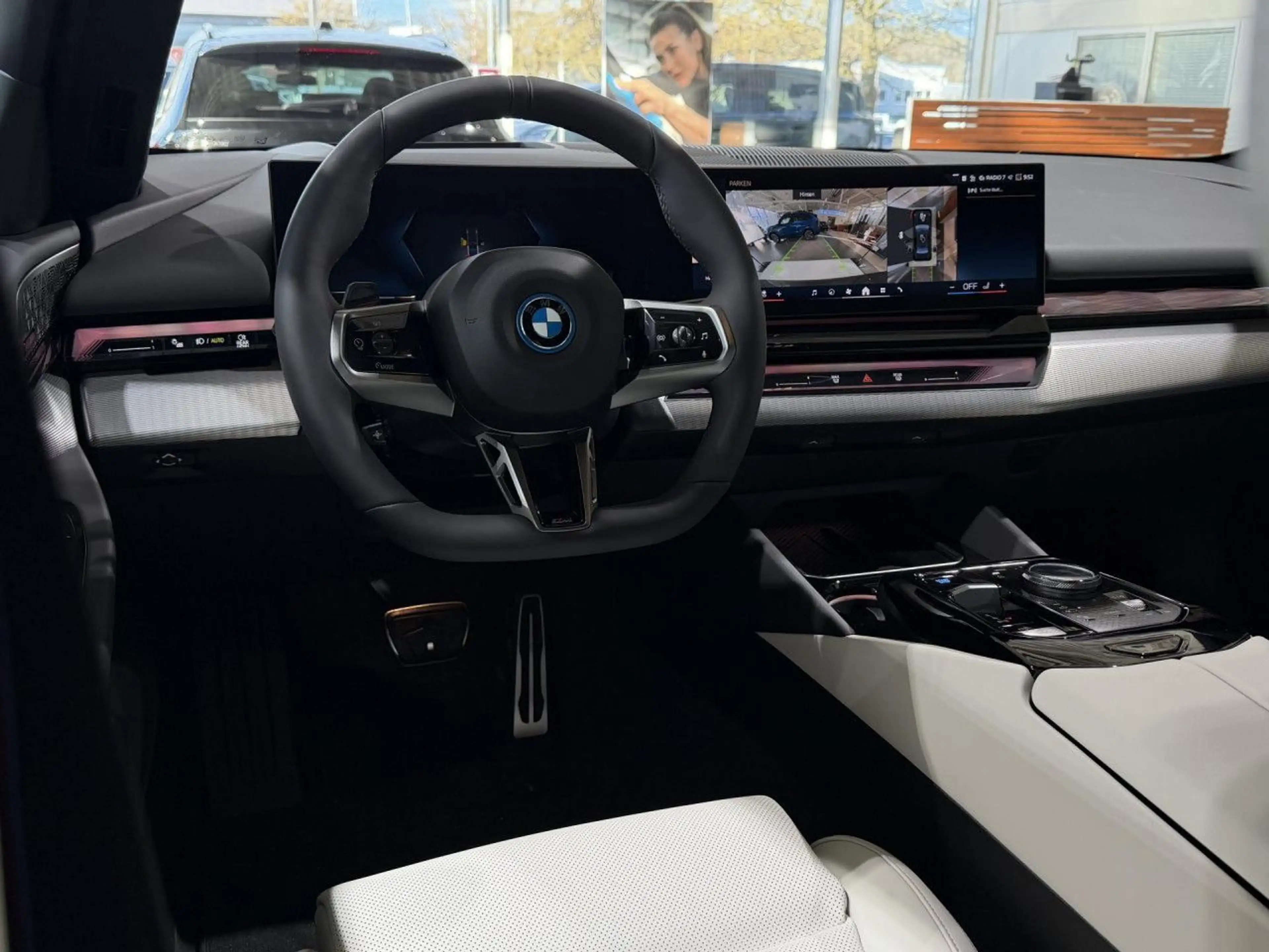 BMW i5 x40 M Sport Pro IntAktL.ACC HUD Lenkradh.AHK — photo 11