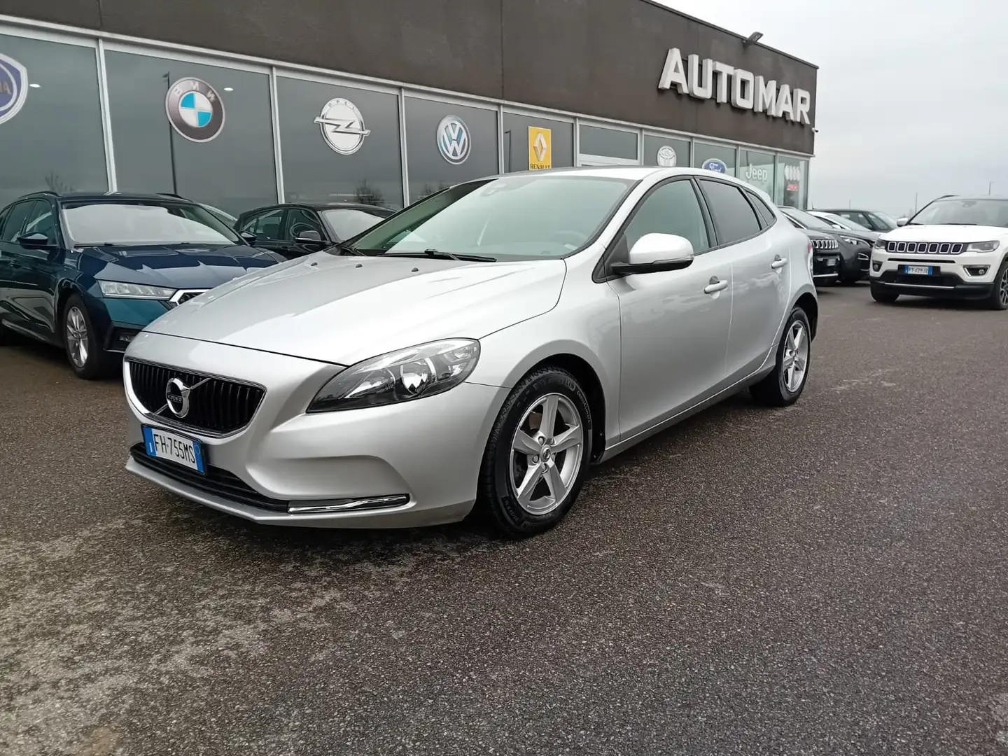 Volvo V40 2.0 d2 eco Business E6 Argento - 1