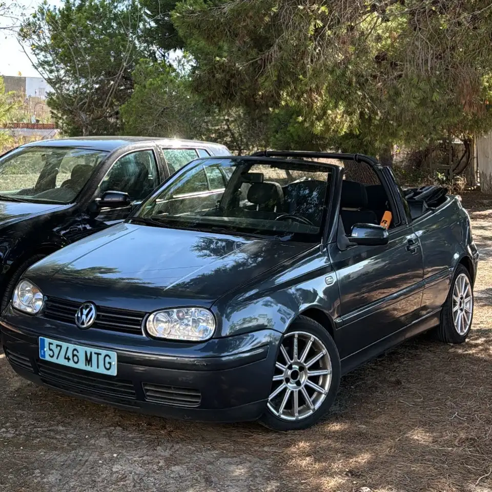 Volkswagen Golf Cabriolet Cabrio 1.9TDI Highline 110, foto 2