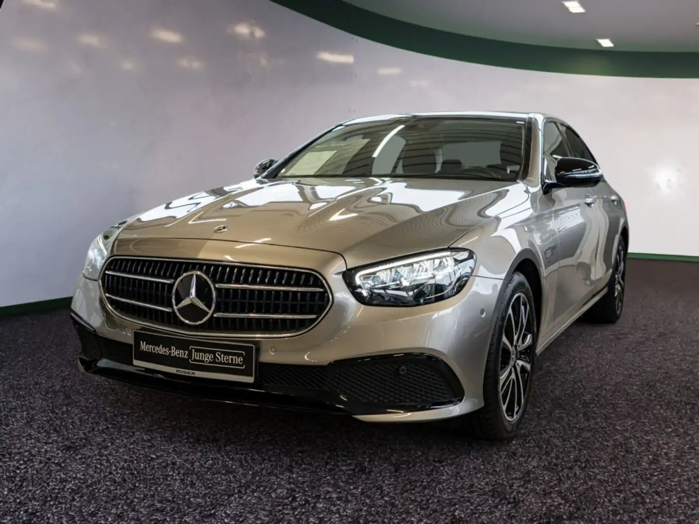 Mercedes-Benz E 400 d 4M Avantgarde LED Pano Navi SHD Kamer Argent - 2