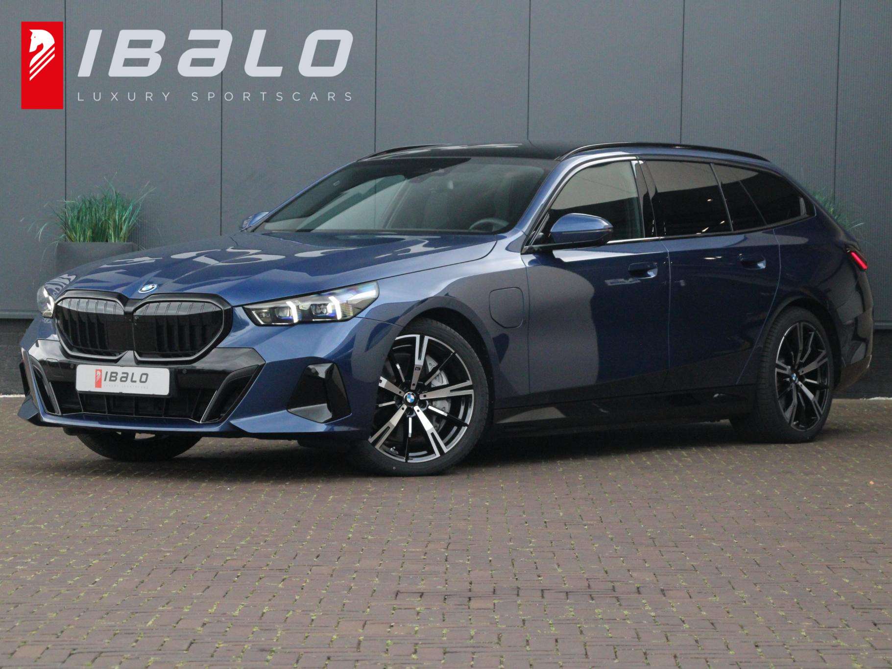 BMW 550