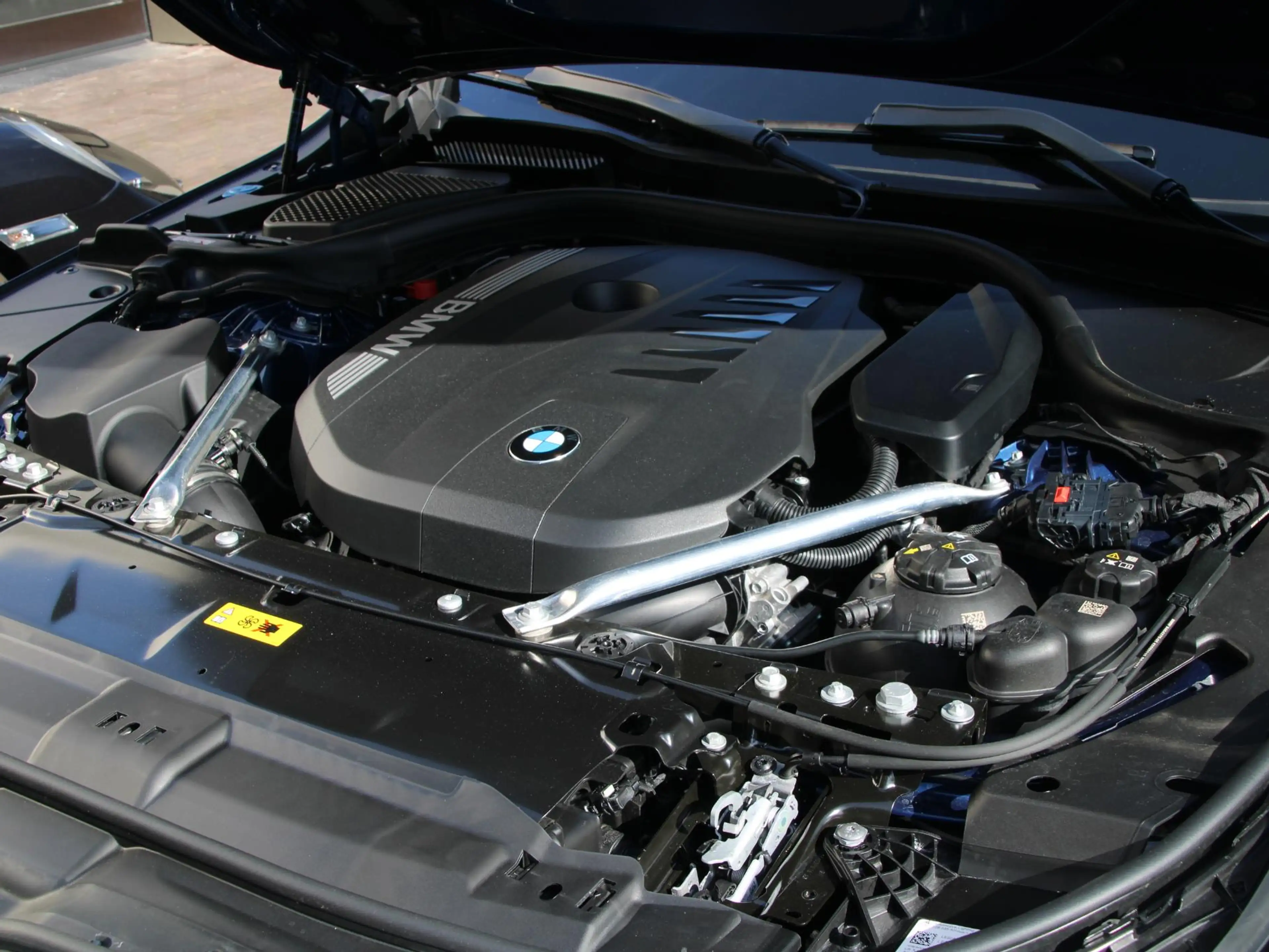 BMW 550 5-serie Touring 550e xDrive | Pano | Trekhaak | B& — photo 8