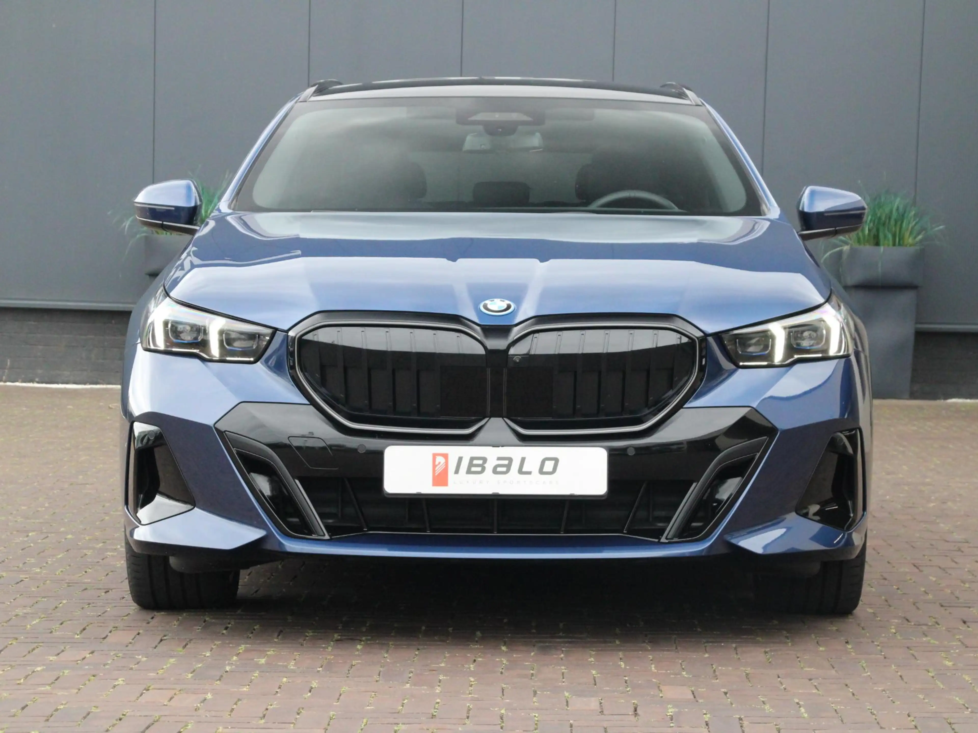 BMW 550 5-serie Touring 550e xDrive | Pano | Trekhaak | B& — photo 7