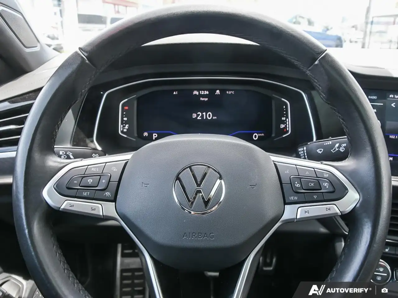 Volkswagen Jetta снимка Volkswagen Jetta
