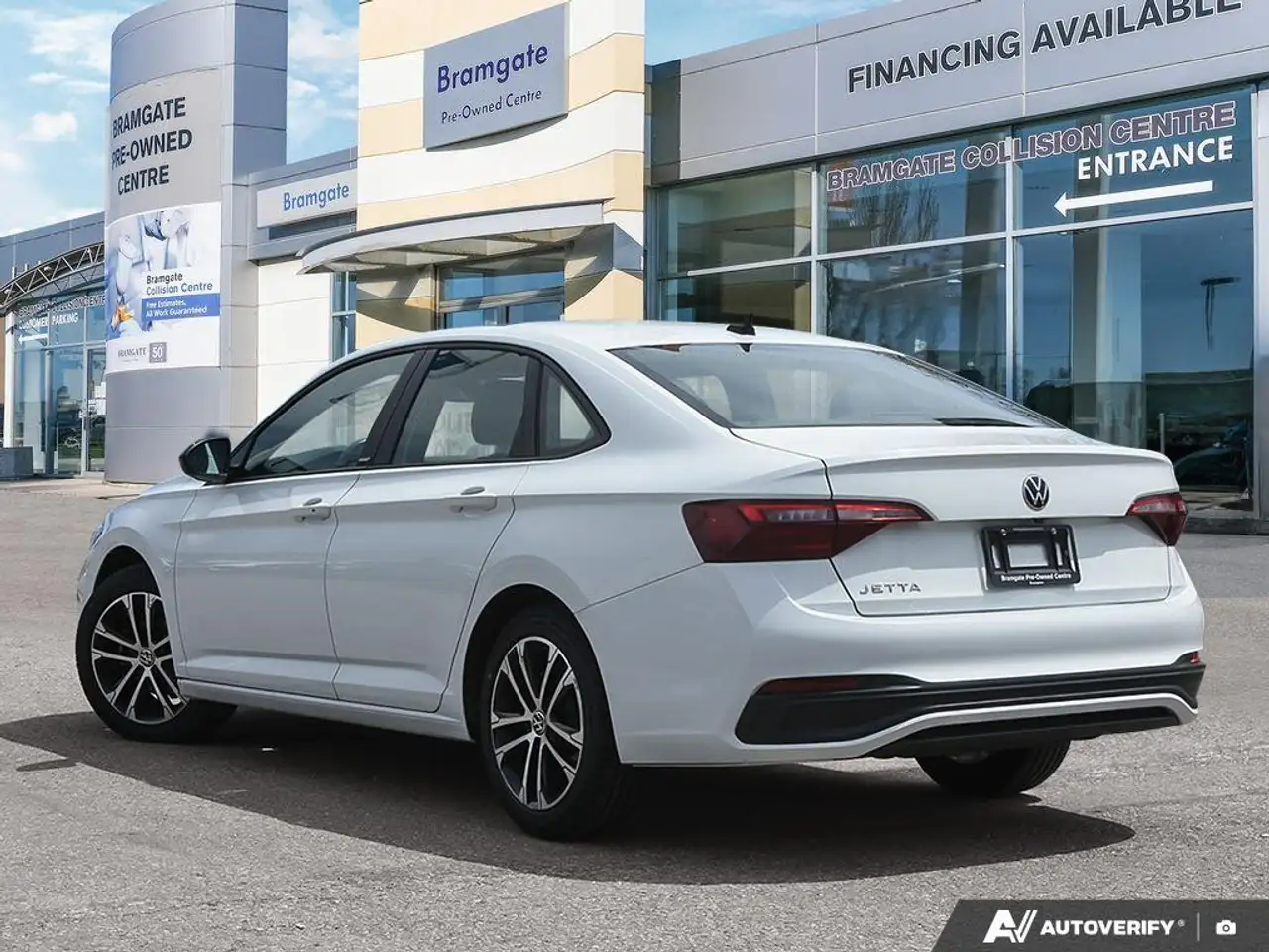 Volkswagen Jetta снимка Volkswagen Jetta