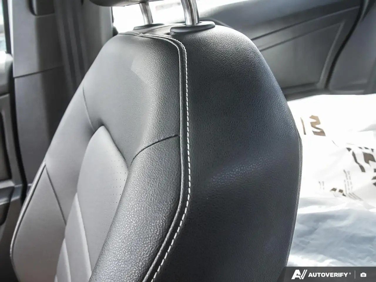 Volkswagen Jetta снимка Volkswagen Jetta