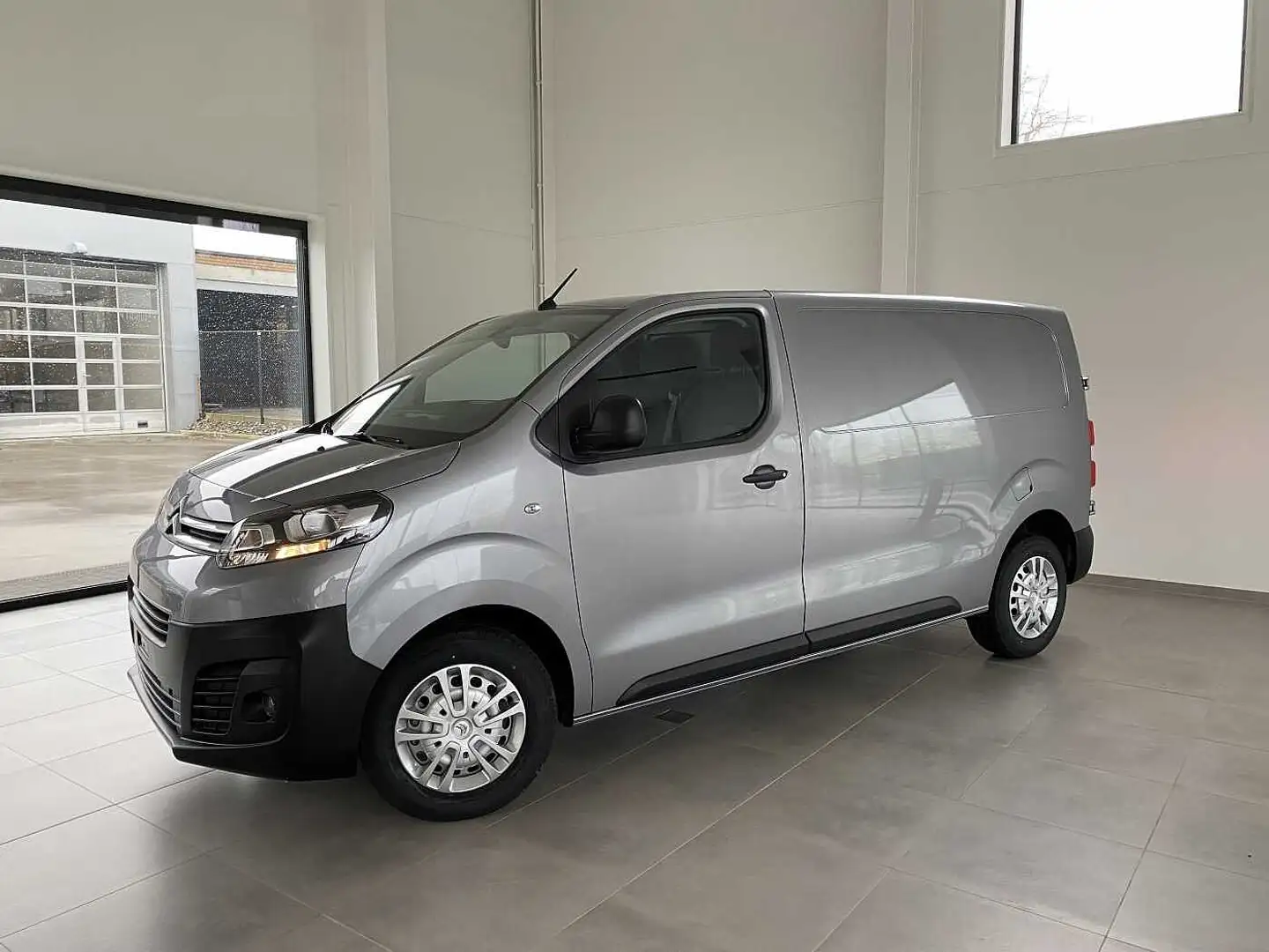 Citroen Jumpy M 2.0 BLueHDi 145 pk BVM6 * GRATIS PACK HOUT Plateado - 2