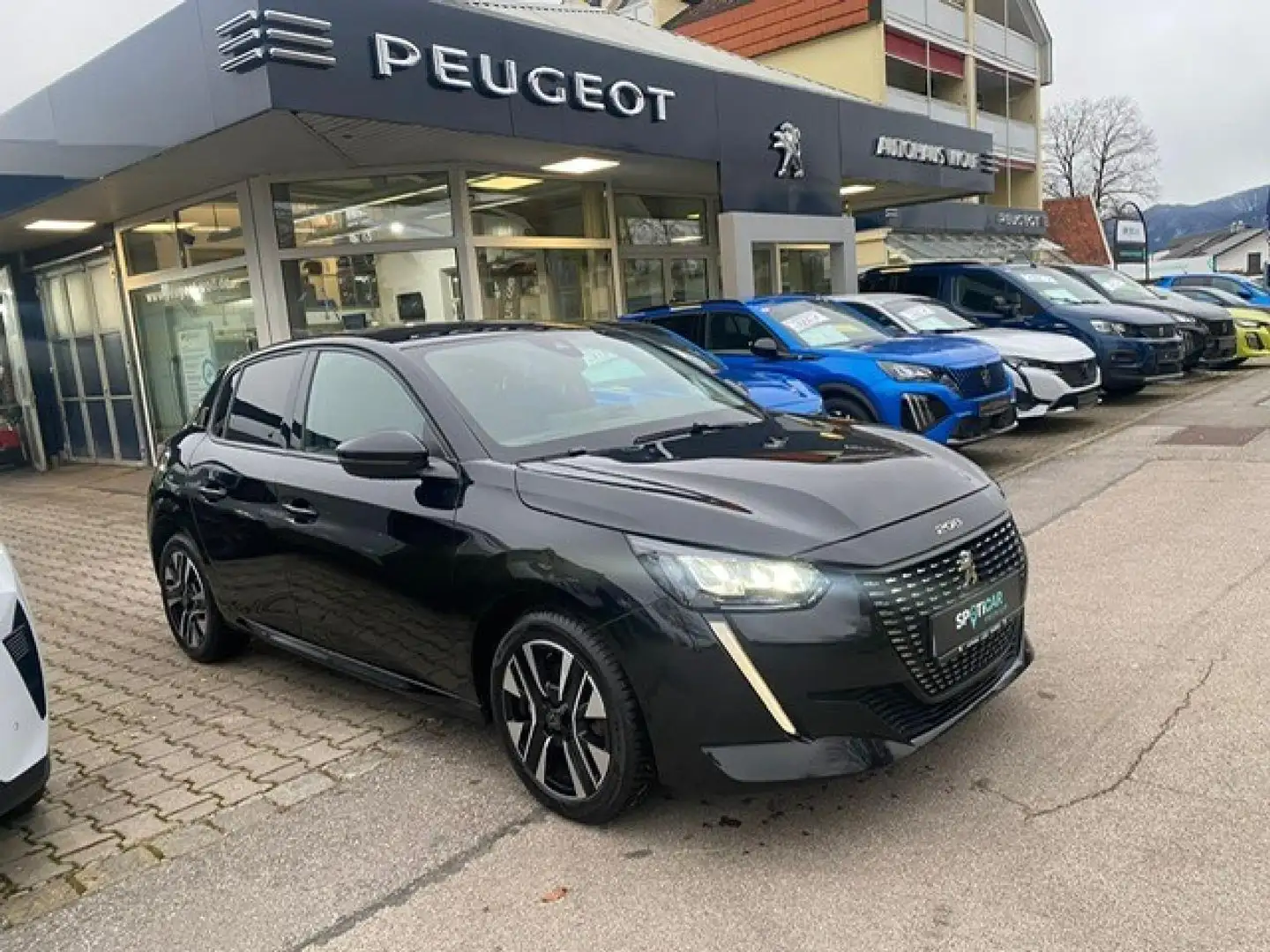 Peugeot 208 Allure Schwarz - 1