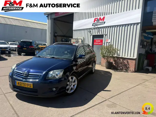 Toyota Avensis Wagon 2.4 VVTi Executive Automaat, clima, navi, tr