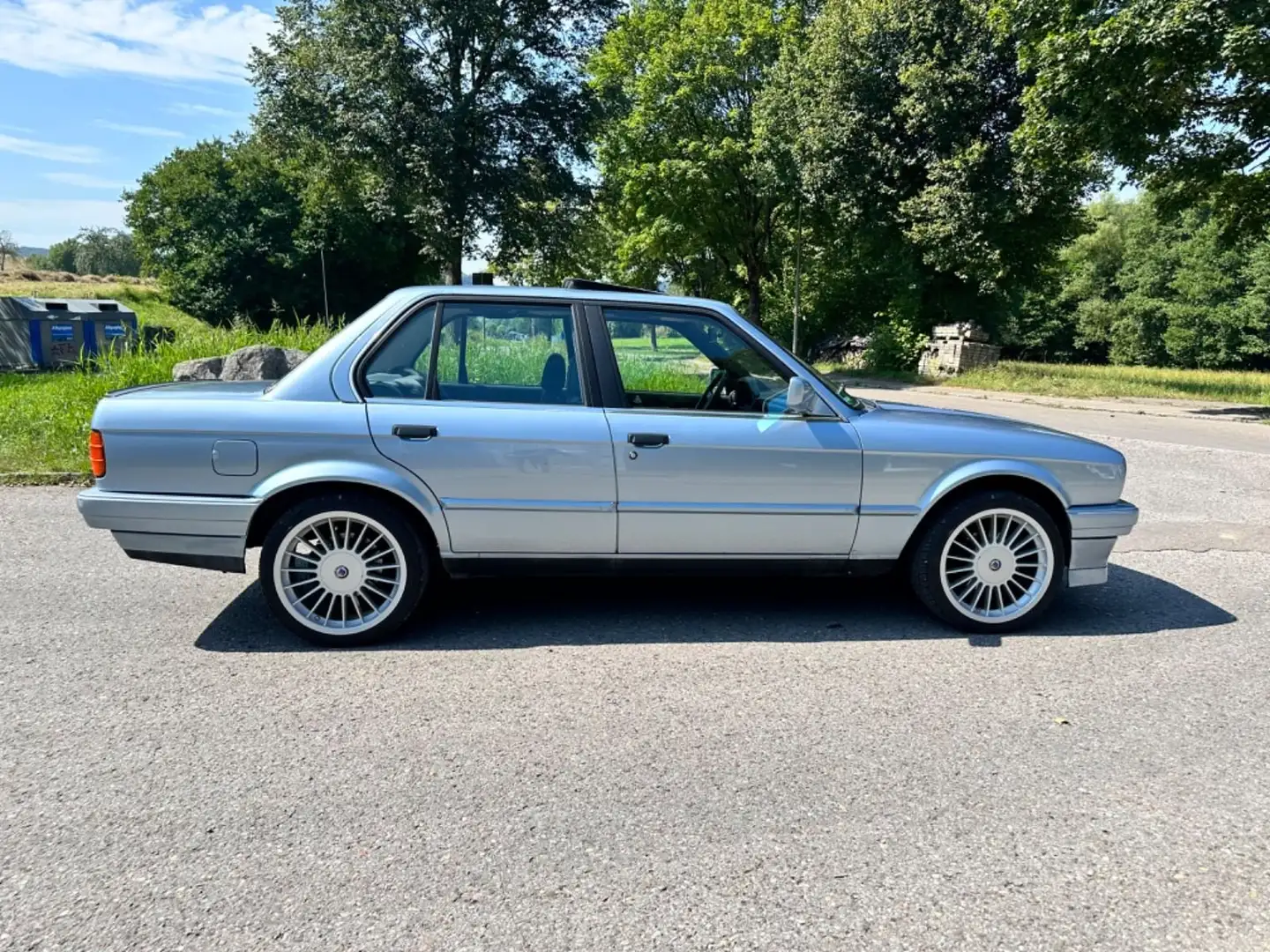 BMW 316 316i Серебристый - 1