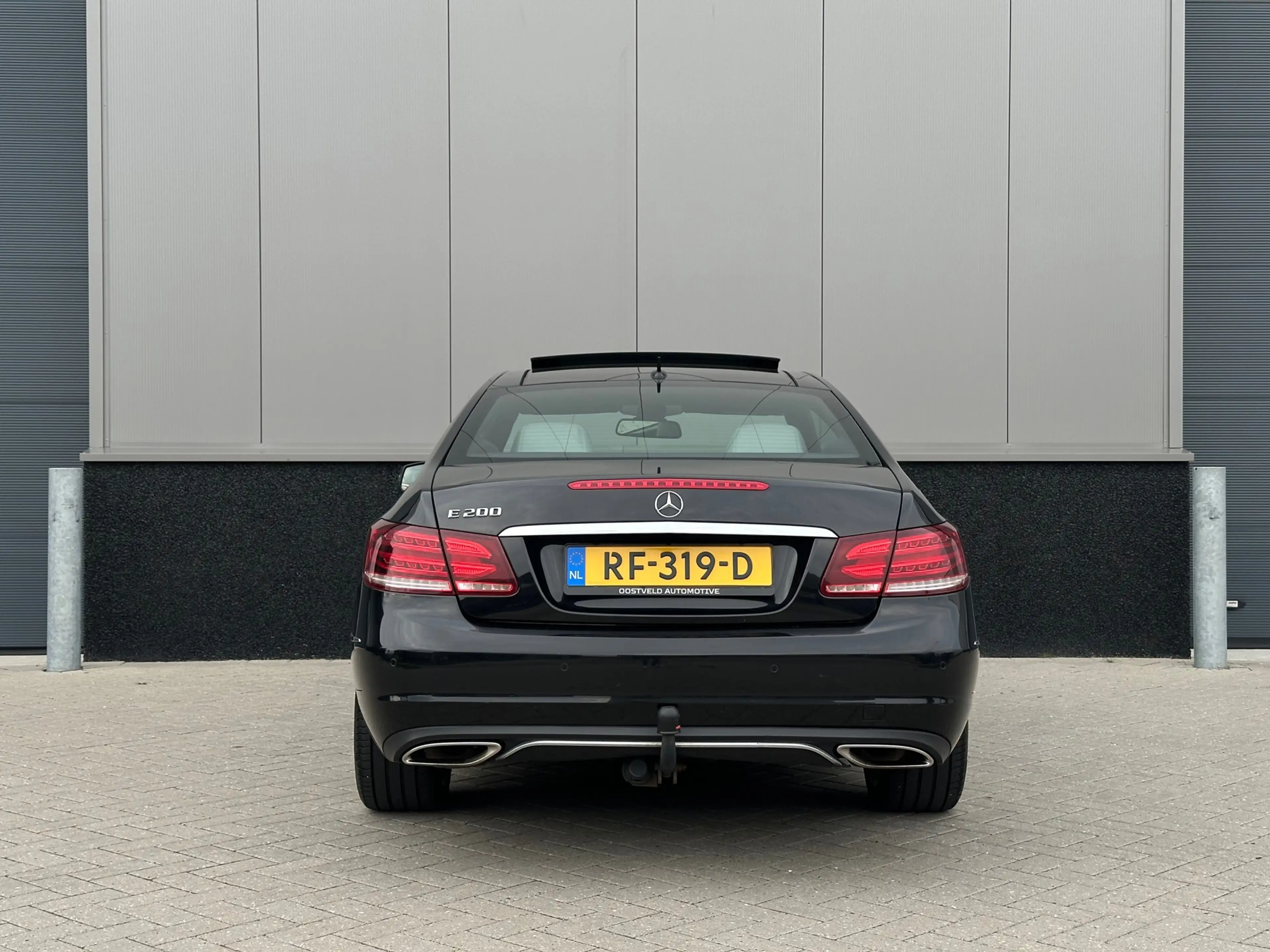 Mercedes-Benz E 200 Coupé Prestige |PANO|TREKHAAK| — photo 10