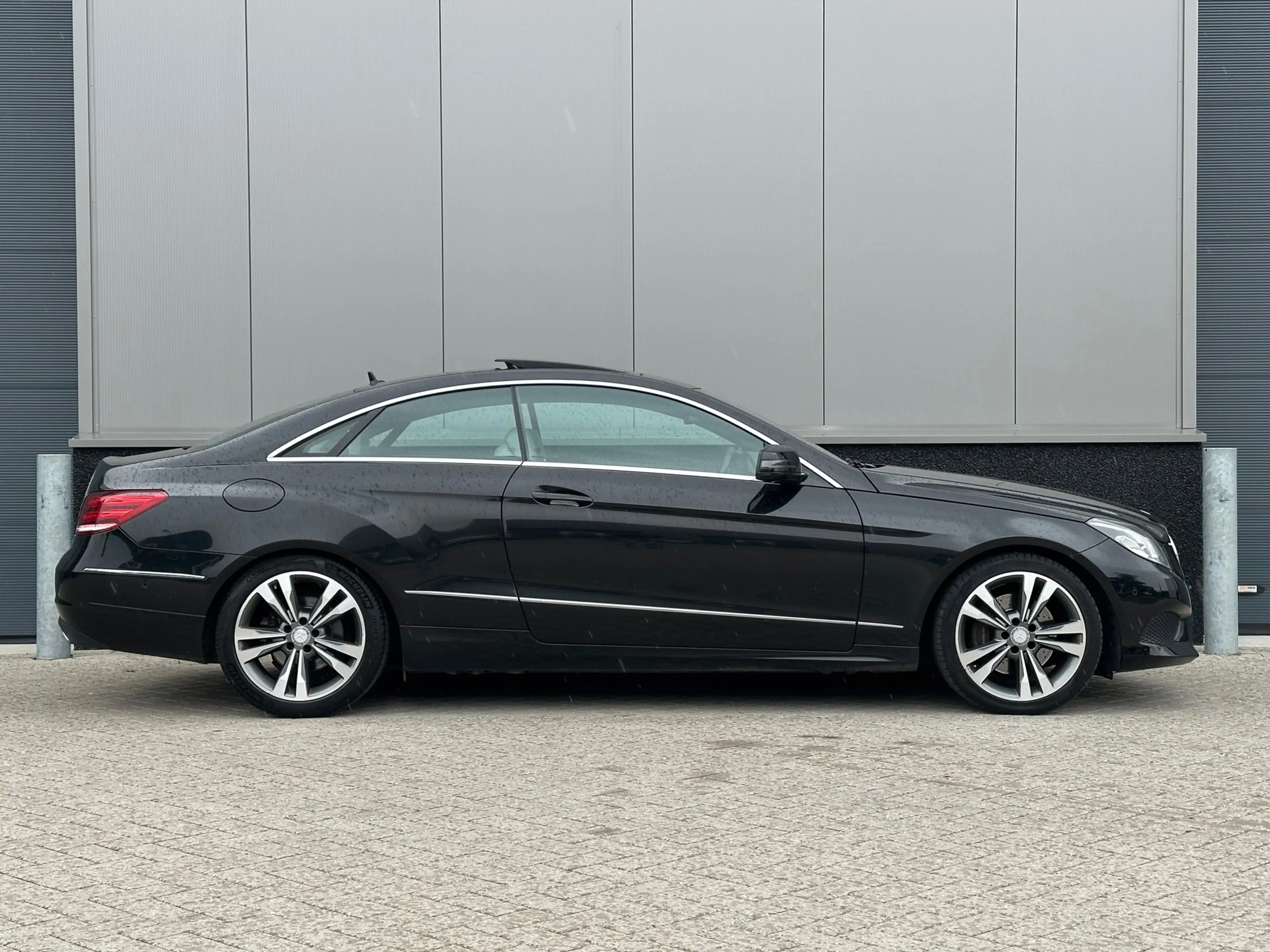 Mercedes-Benz E 200 Coupé Prestige |PANO|TREKHAAK| — photo 7