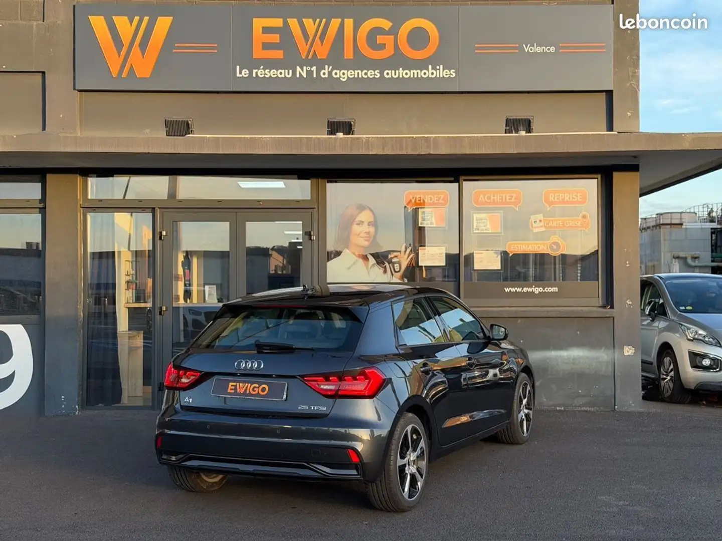 Audi A1 1.0 25 tfsi 95 advanced Gris - 2