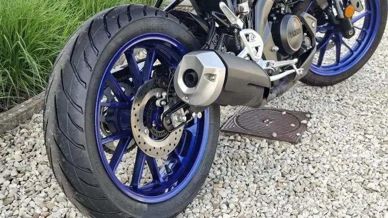 Yamaha MT-125 - foto 4