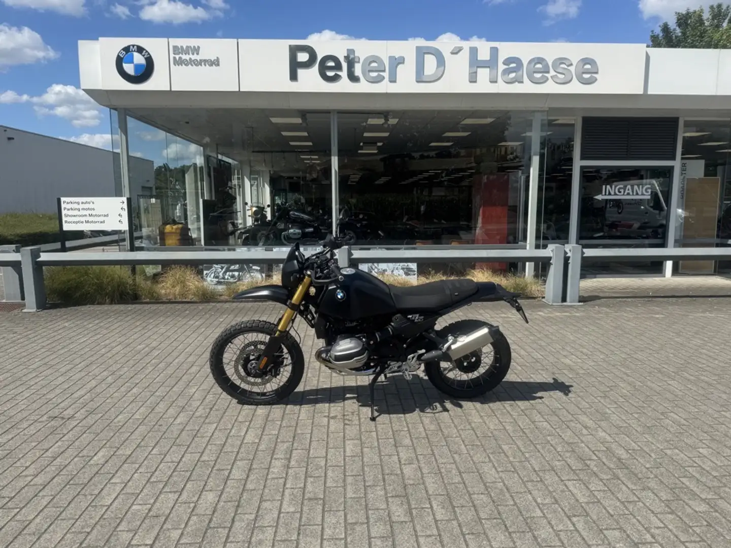 BMW R 12 - NIEUWSTAAT Zwart - 1
